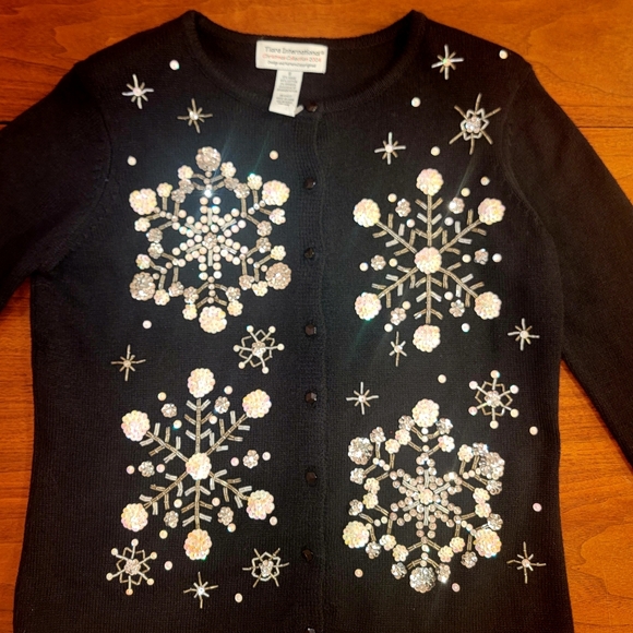 Vintage Tiara International 2004 Black Snowflake Cardigan Small Sequin Beaded - Picture 9 of 11
